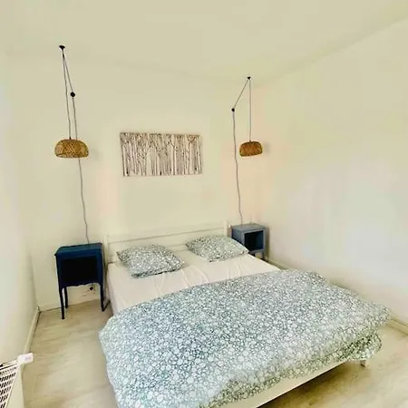 Appt 2 Pieces 7min A Pied Du Stade De France Apartment *